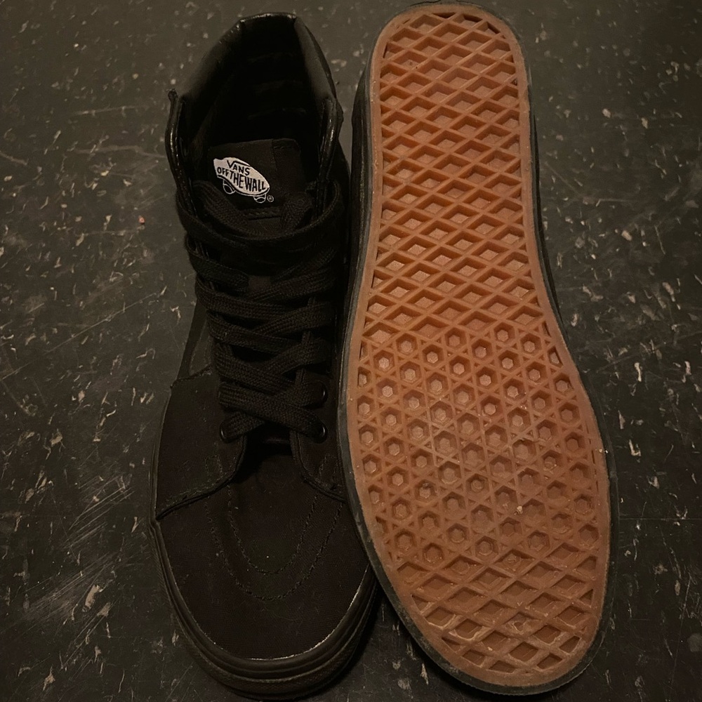Sk8-Hi Tapered Vans size 8 in Men/9.5 in women